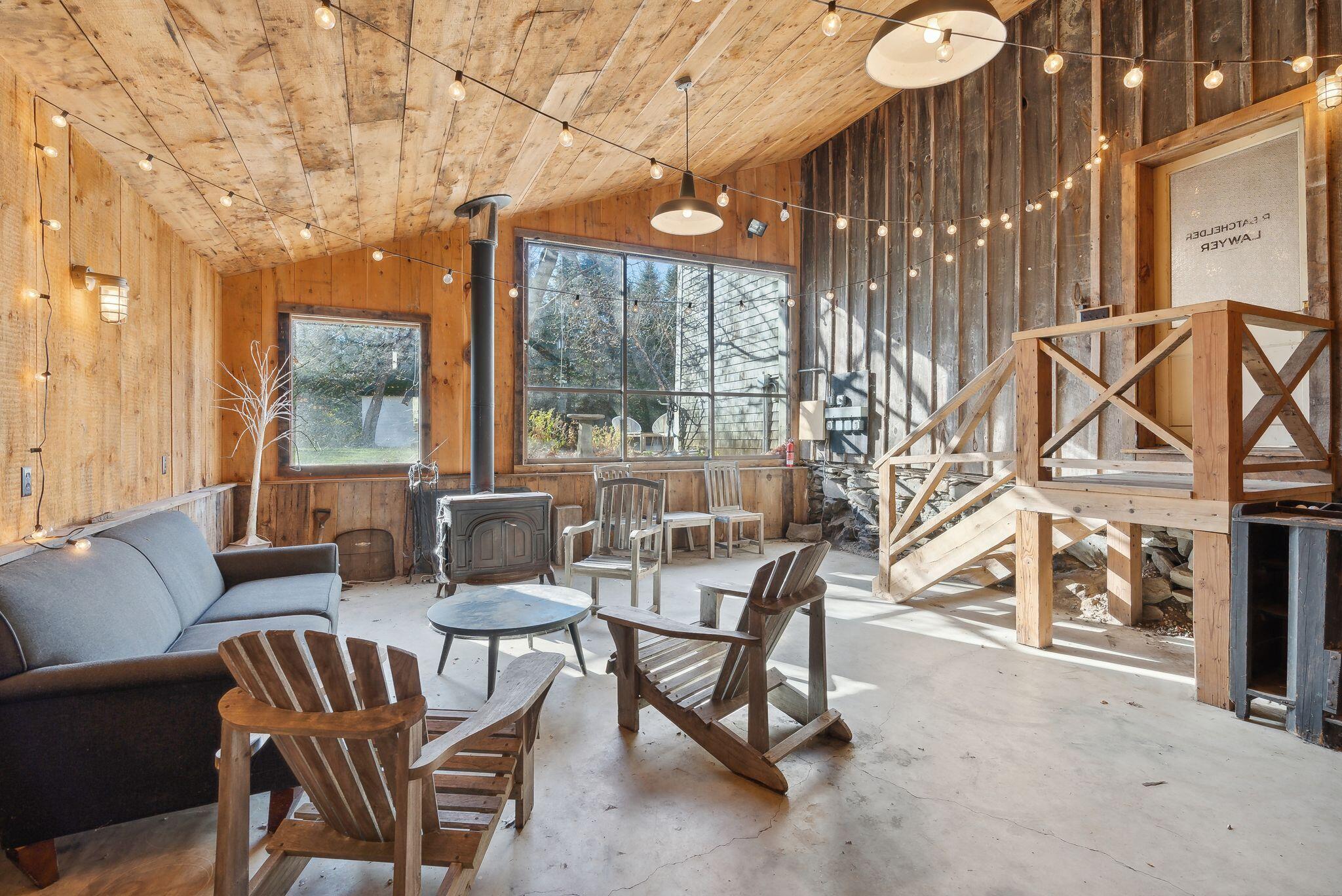 274 Mitchell Road Cape Elizabeth, ME 04107 - Photo 19 of 21 Barn