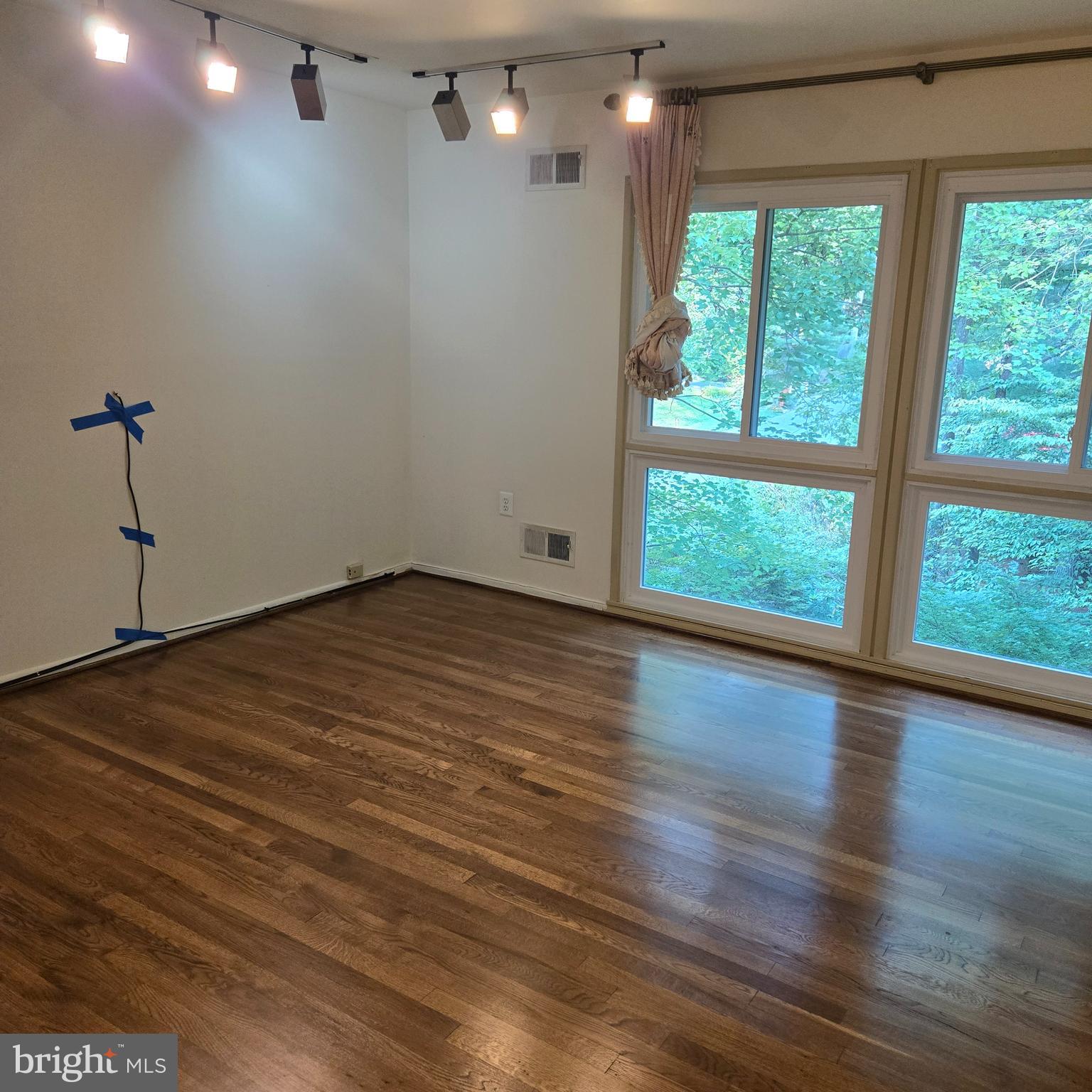 10612 Crossing Creek Road Potomac, MD 20854 - Photo 21 of 47