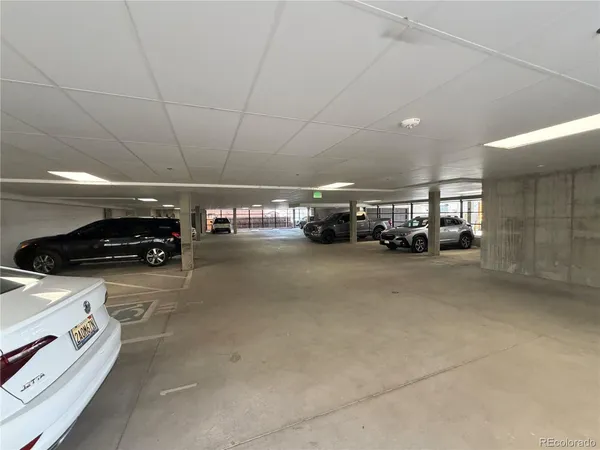 $2,495 | 2120 North Downing Street, Unit 304, Denver, CO 80205