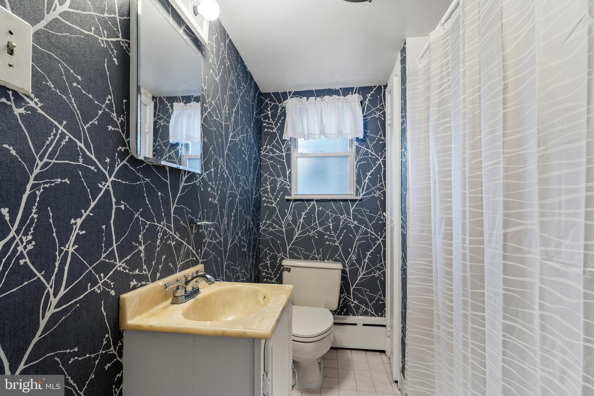 909 Watkins Street Philadelphia, PA 19148 - Photo 18 of 24