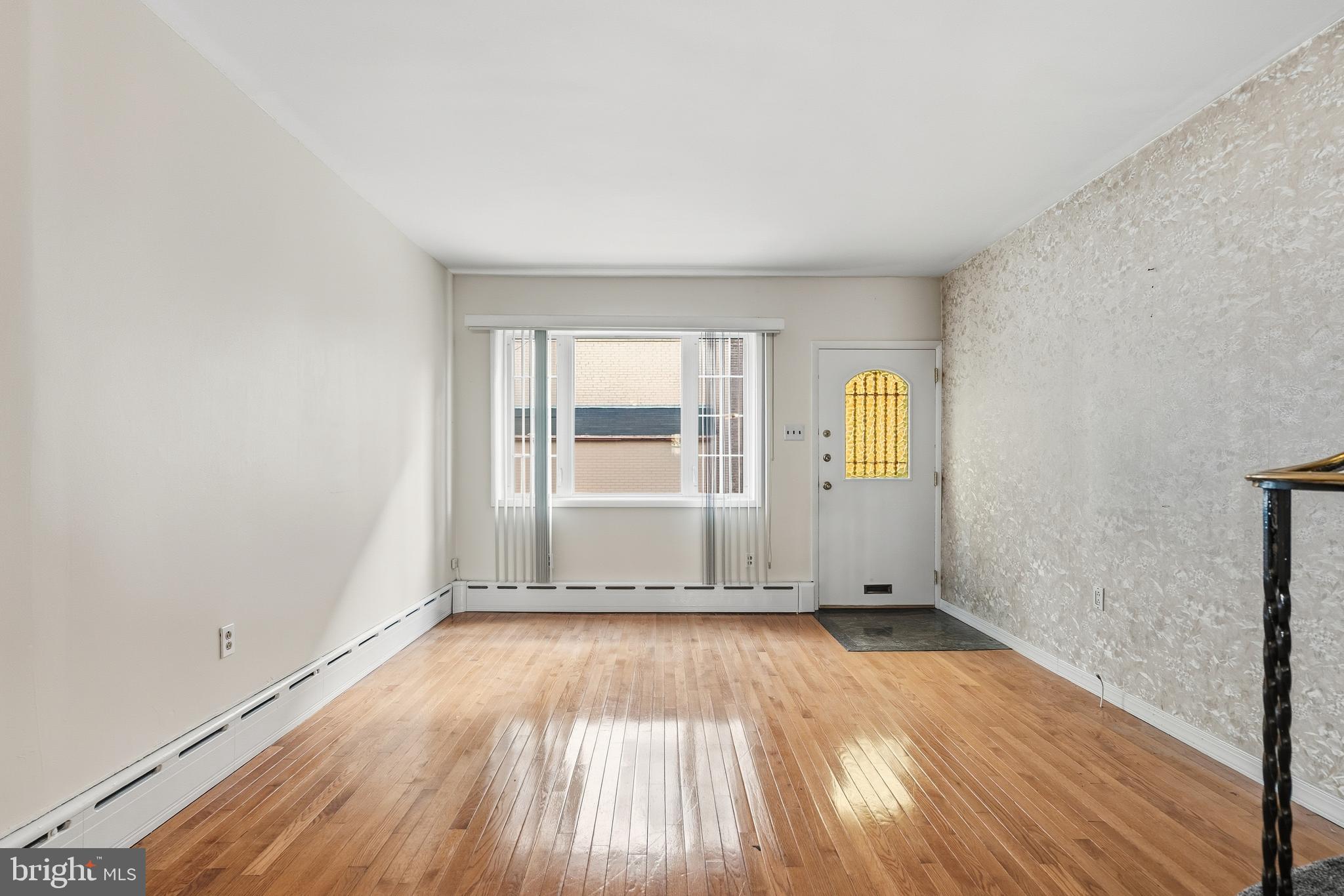 909 Watkins Street Philadelphia, PA 19148 - Photo 4 of 24