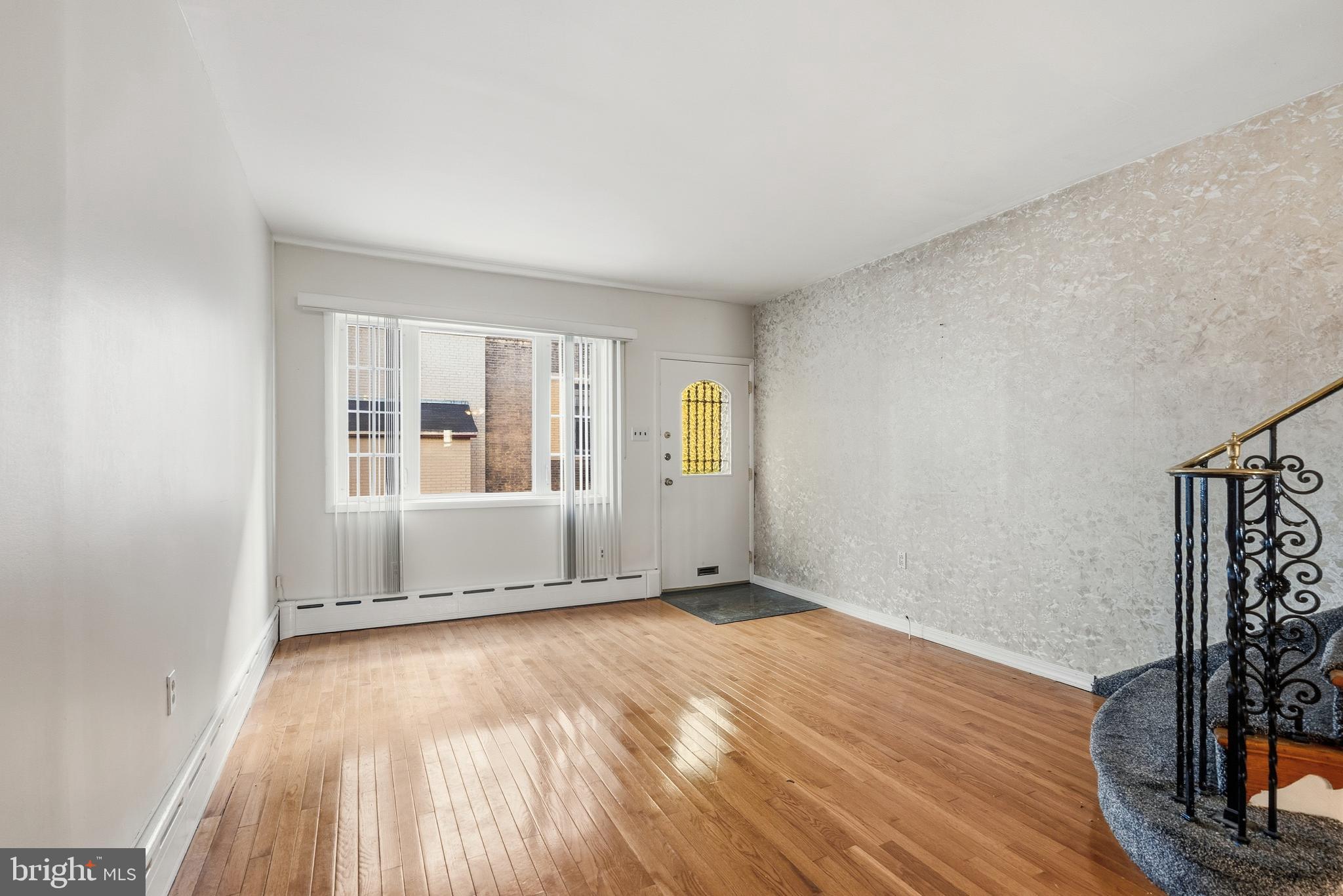 909 Watkins Street Philadelphia, PA 19148 - Photo 5 of 24