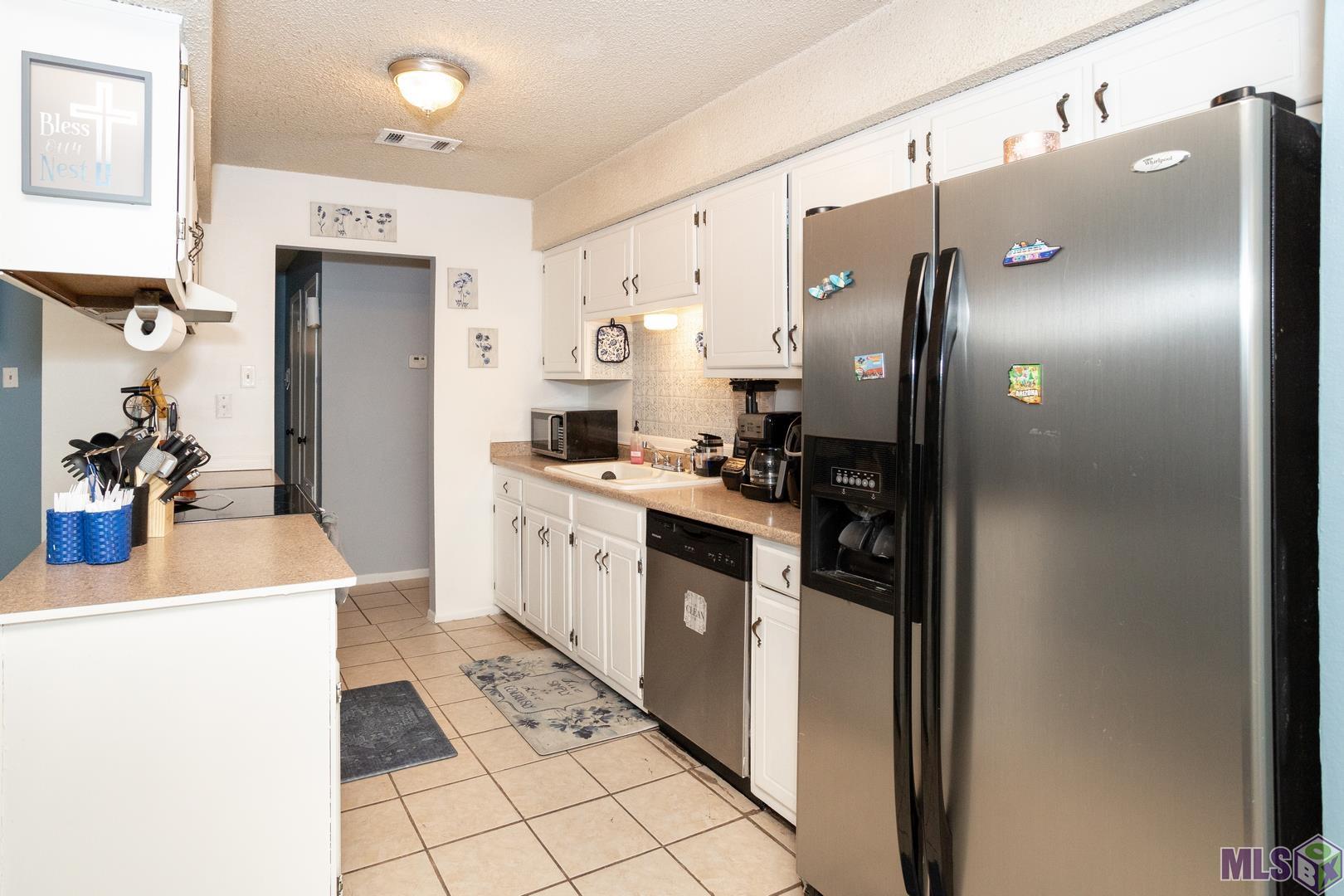 13630 Rampart Court Baton Rouge, LA 70810 - Photo 2 of 20 Gallery Image 2