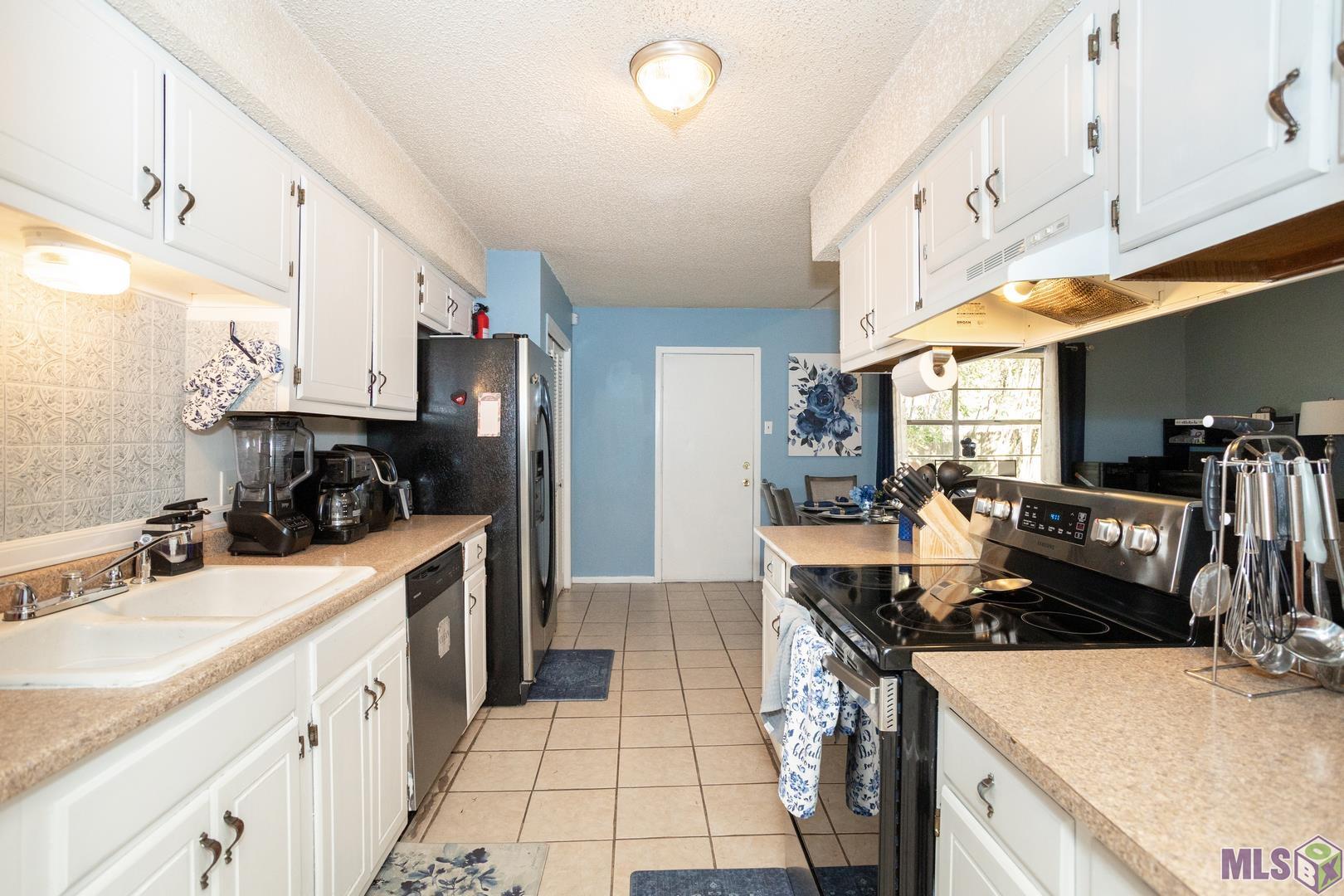 13630 Rampart Court Baton Rouge, LA 70810 - Photo 3 of 20 Gallery Image 3