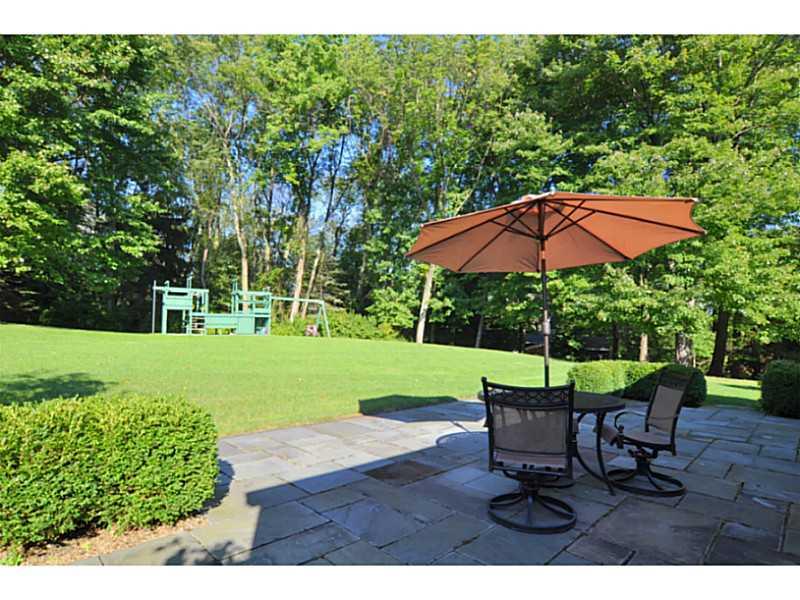311 Buckingham Road Fox Chapel, PA 15215 - Photo 24 of 25 Yard/Garden.