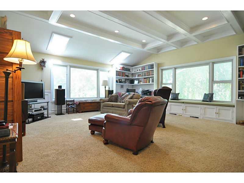 311 Buckingham Road Fox Chapel, PA 15215 - Photo 6 of 25 Family Room.