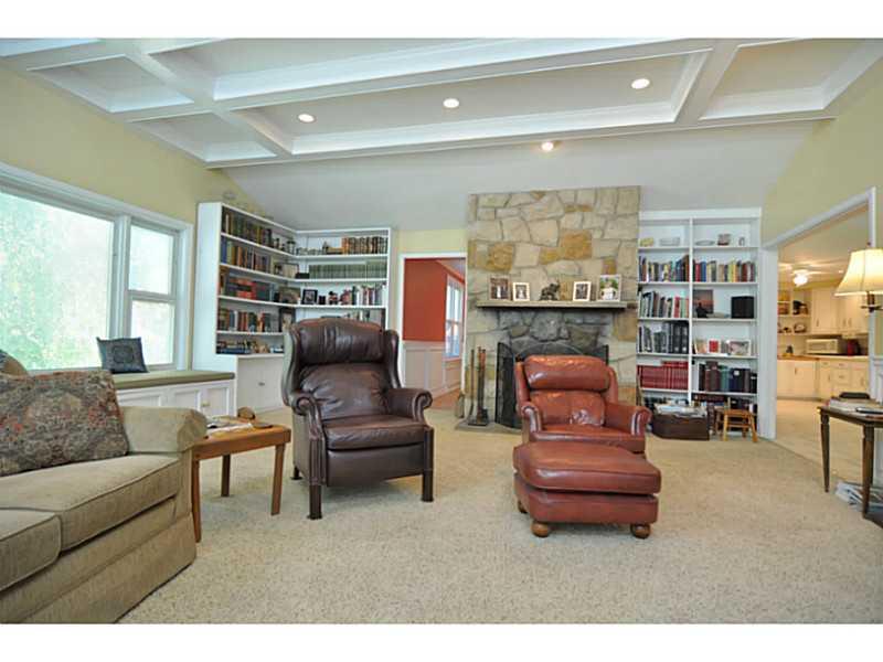 311 Buckingham Road Fox Chapel, PA 15215 - Photo 7 of 25 Family Room.