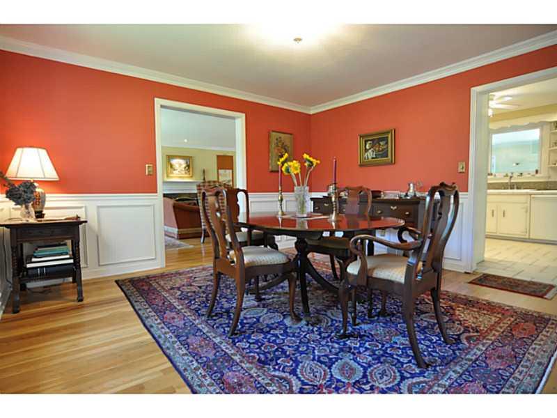 311 Buckingham Road Fox Chapel, PA 15215 - Photo 9 of 25 Dining Room.
