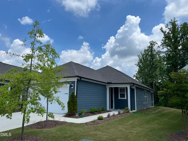 $2,400 | 1609 American Beech Street, Fuquay-Varina, NC 27526