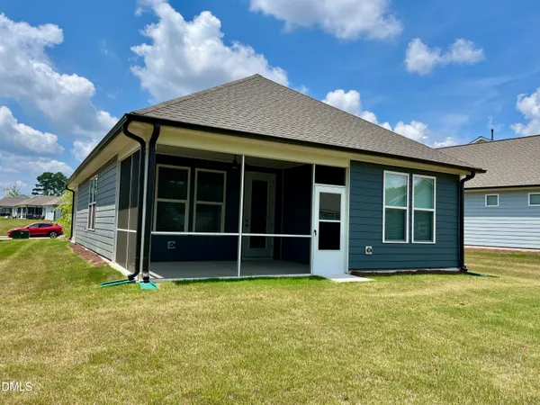 $2,400 | 1609 American Beech Street, Fuquay-Varina, NC 27526