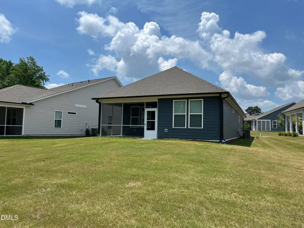 $2,400 | 1609 American Beech Street, Fuquay-Varina, NC 27526