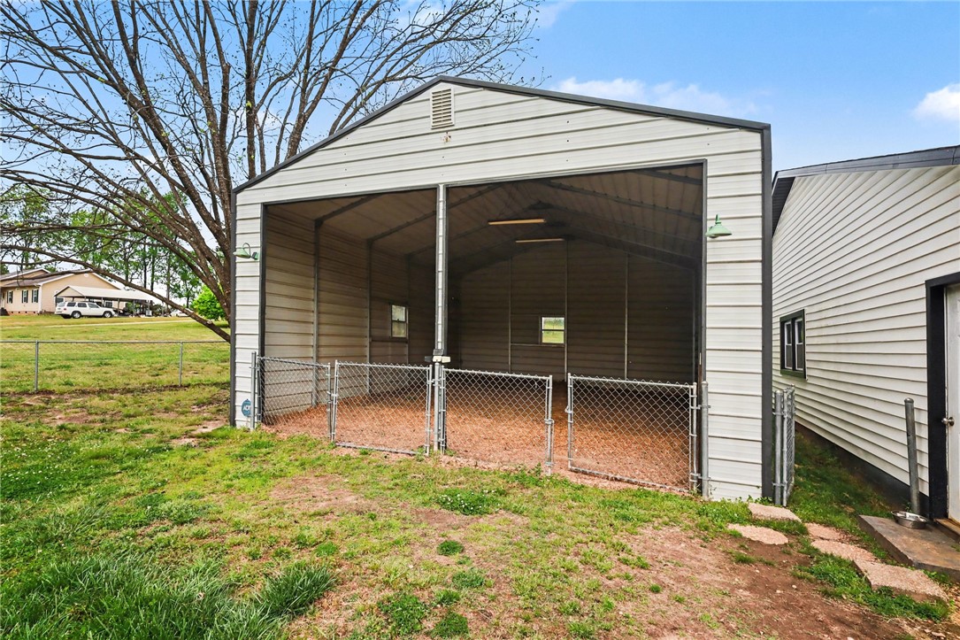 274 Gibson Road Easley, SC 29640 - Photo 27 of 28 Gallery Image 27