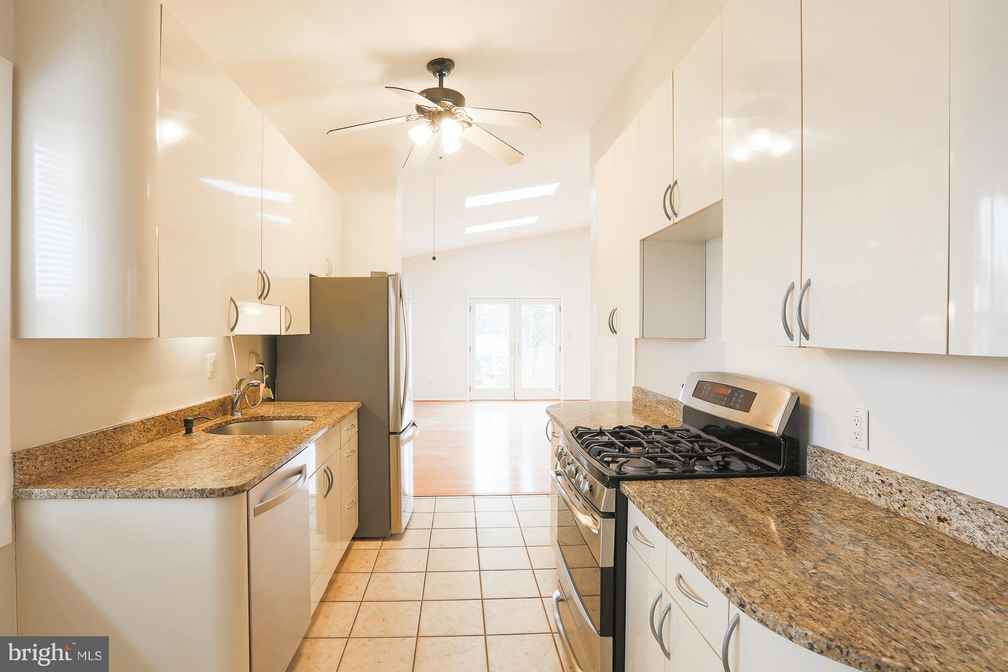 2407 Sylvale Road Baltimore, MD 21209 - Photo 18 of 28 Kitchen