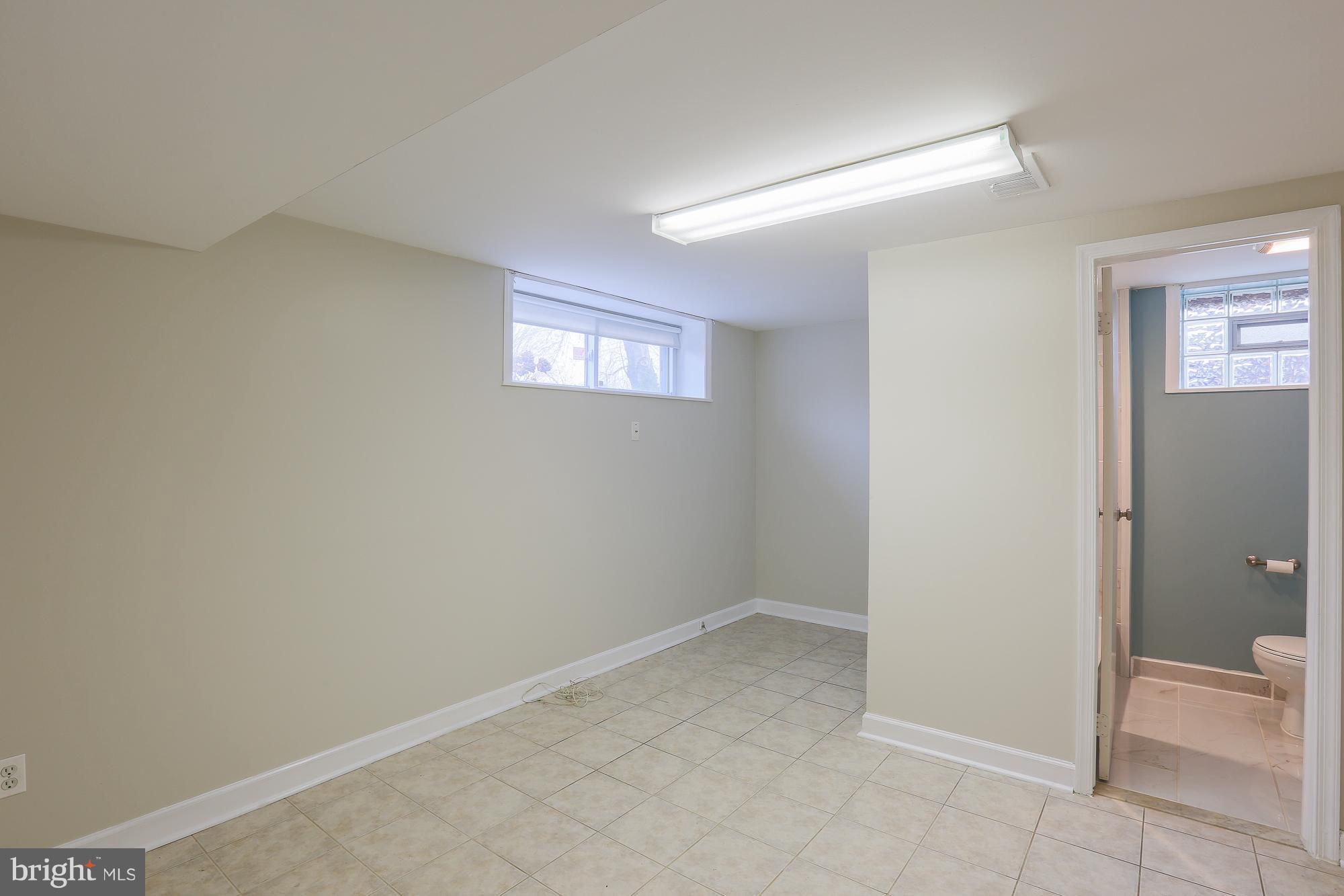2407 Sylvale Road Baltimore, MD 21209 - Photo 21 of 28 Interior (General)
