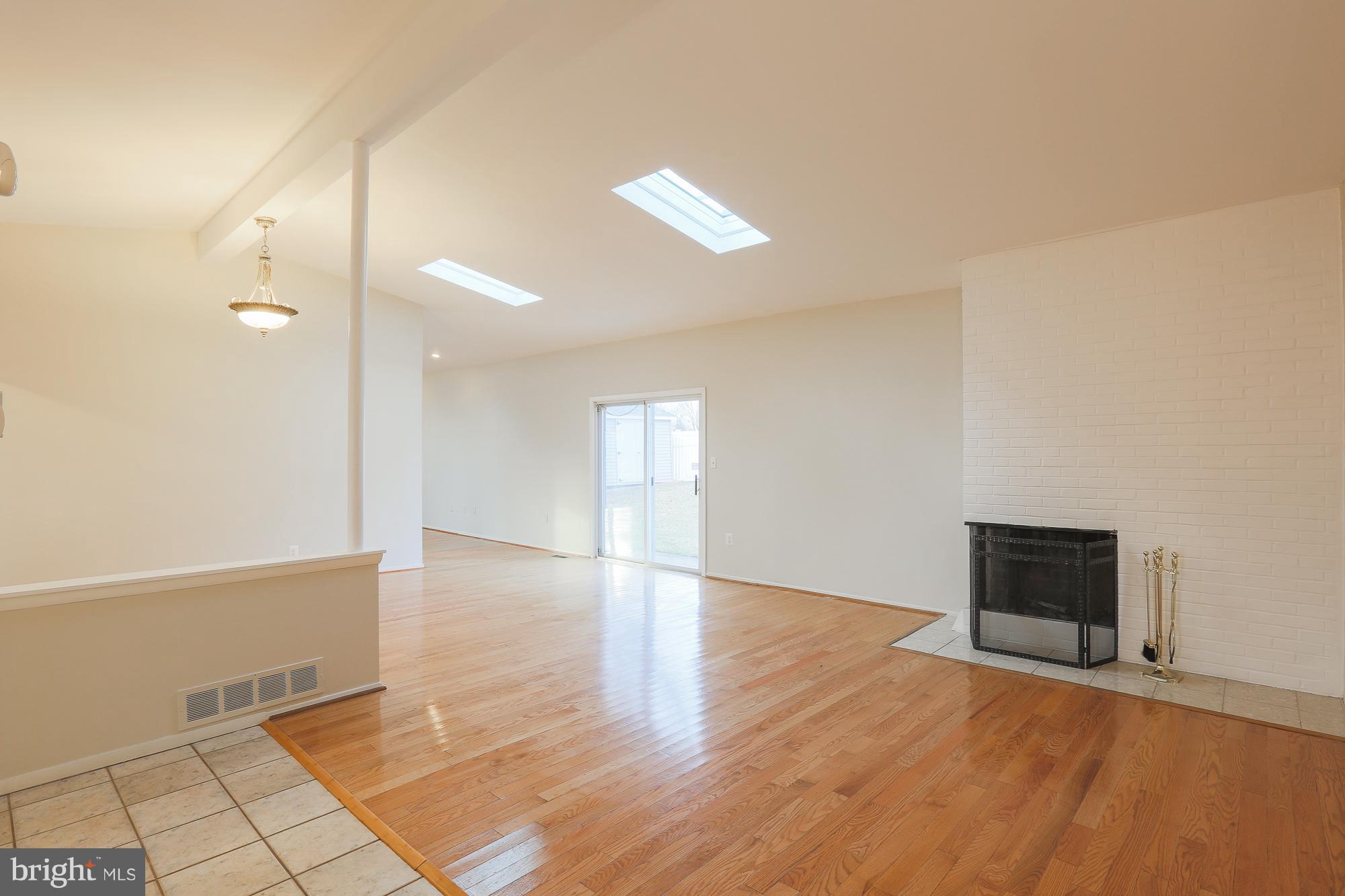2407 Sylvale Road Baltimore, MD 21209 - Photo 5 of 28 Interior (General)