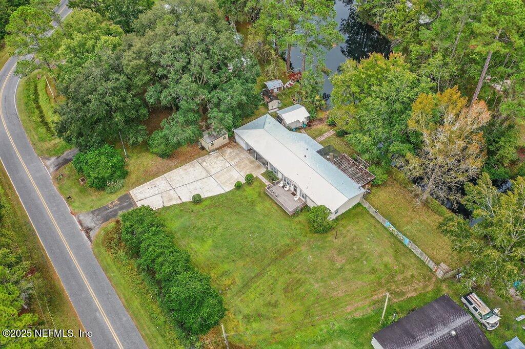 695 Carlin Road Satsuma, FL 32189 - Photo 51 of 53 a view of an outdoor space and a yard
