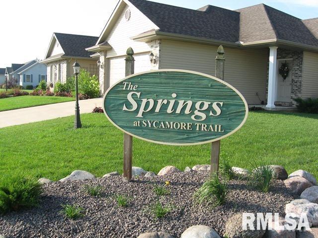 213 Prairie Springs Drive Chillicothe, IL 61523 - Photo 2 of 3