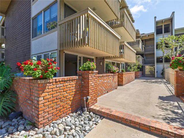 $795,600 | 6526 Ocean Crest Drive, Rancho Palos Verdes, CA 90275