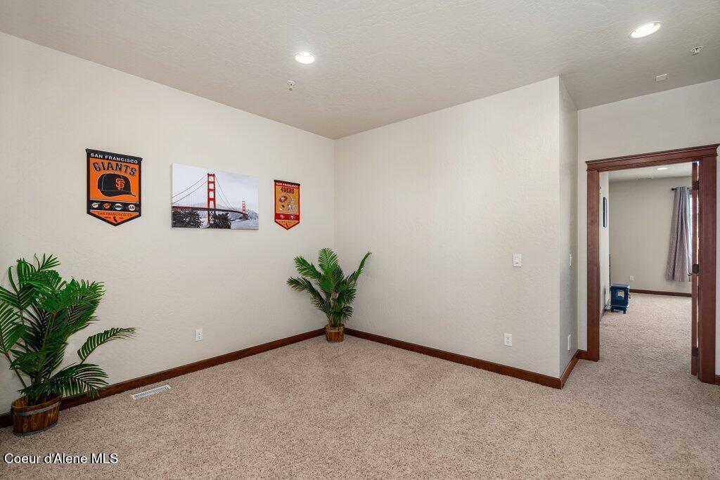 4450 Greenchain Loop, Unit 7 Coeur D'Alene, ID 83814 - Photo 12 of 33 041-4450GreenchainLoop-7-CoeurdAlene-ID-