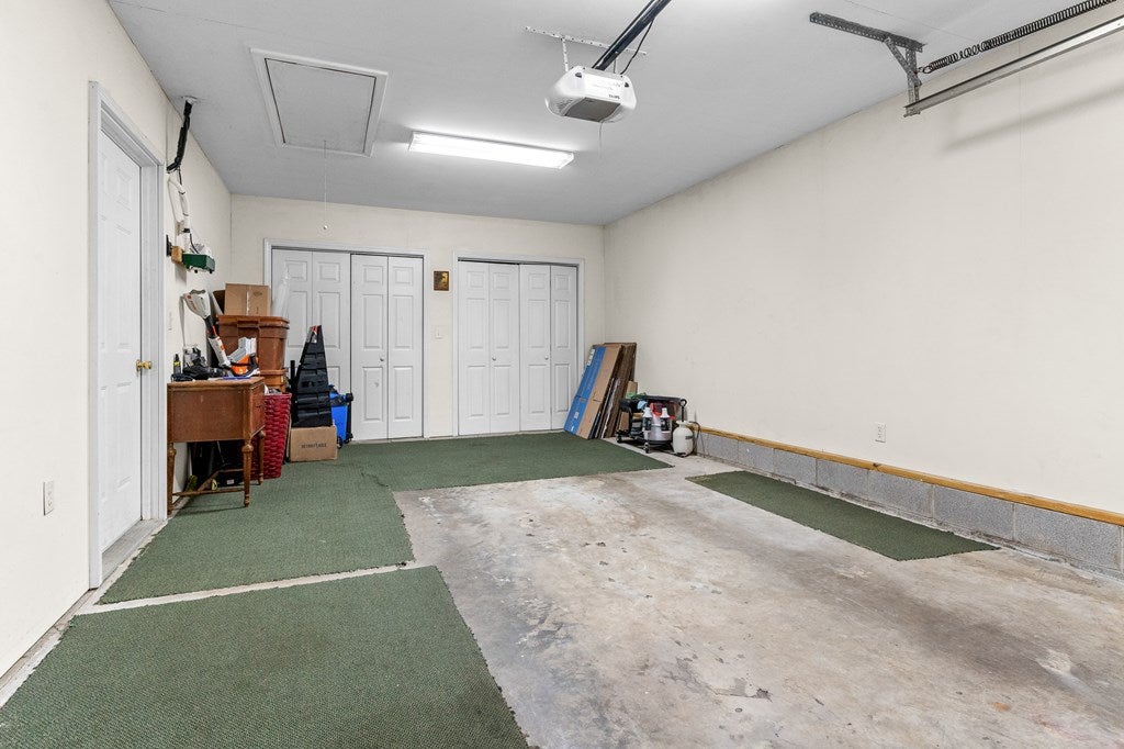 1723 Cliffview Road Galax, VA 24333 - Photo 18 of 32 Gallery Image 18