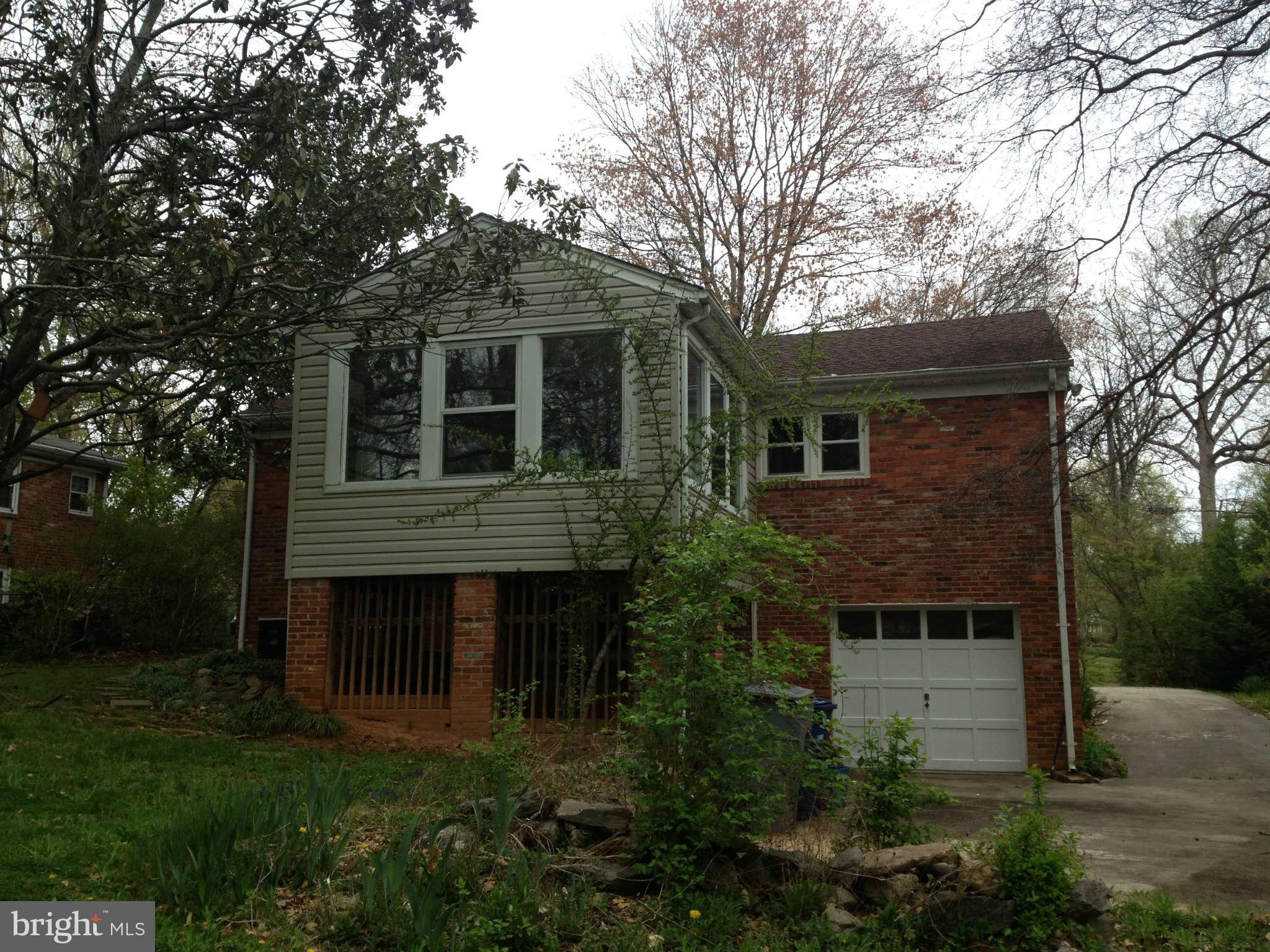 8112 Bainbridge Road Alexandria, VA 22308 - Photo 29 of 29 Exterior (Rear)