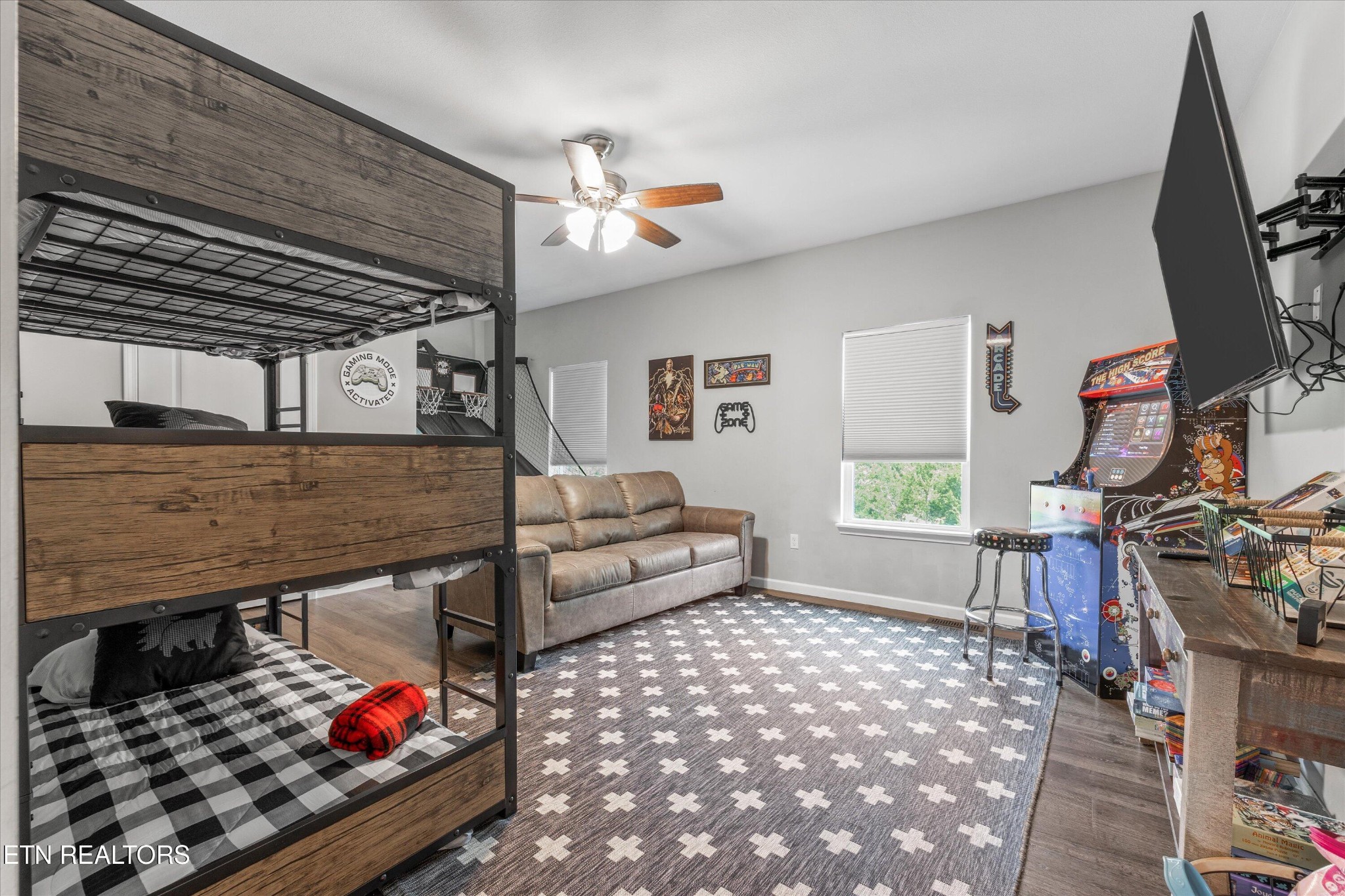 3558 Bohanan Top Road Sevierville, TN 37876 - Photo 18 of 40 Gallery Image 18