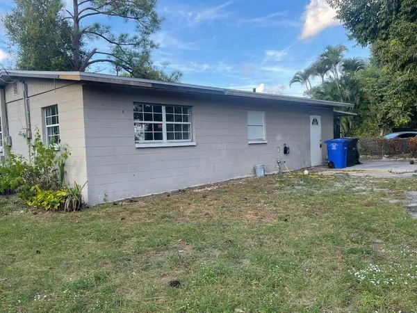 $1,600 | 216 Maria Street, Unit LOT 232, Fort Myers, FL 33916