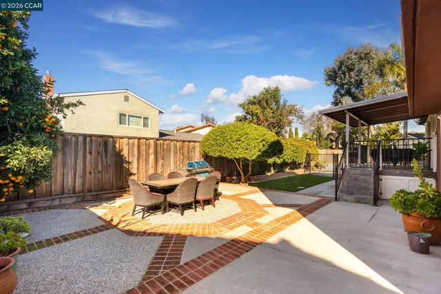 $1,595,000 | 85 Park Oxford Place, San Jose, CA 95136
