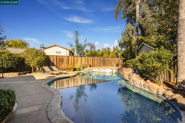 $1,595,000 | 85 Park Oxford Place, San Jose, CA 95136