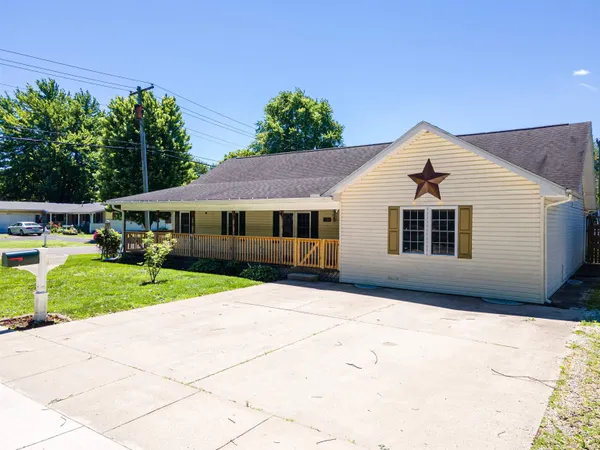 $290,000 | 430 East South G Street, Gas City, IN 46933