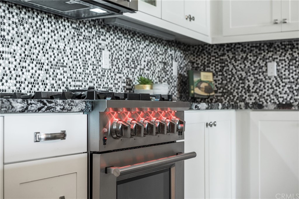 35162 Ladybug Lane Murrieta, CA 92563 - Photo 12 of 58