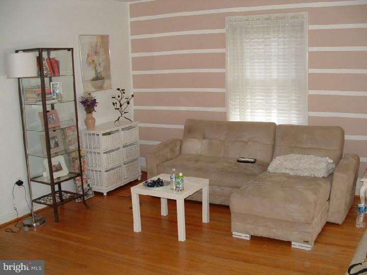 15 Merion Road Cherry Hill, NJ 08002 - Photo 3 of 12