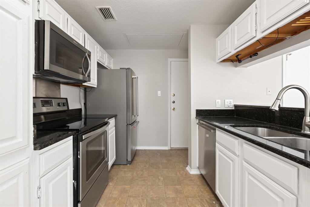 5619 Preston Oaks Road, Unit 303 Dallas, TX 75254 - Photo 12 of 22