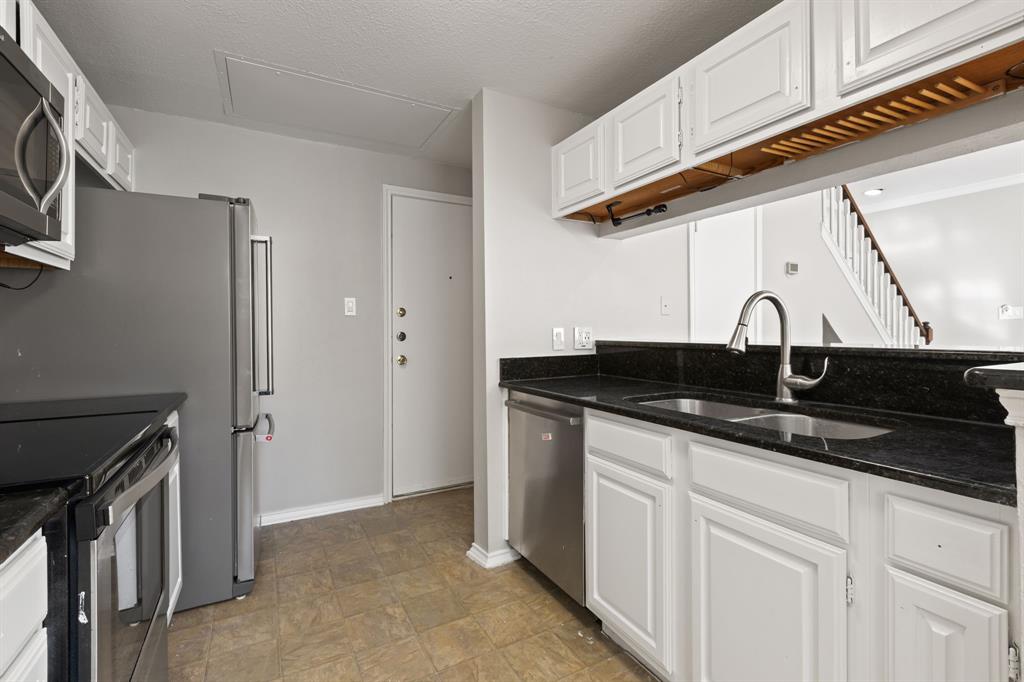 5619 Preston Oaks Road, Unit 303 Dallas, TX 75254 - Photo 13 of 22