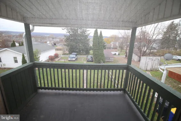 $1,025 | 364 364-apt B E Jackson Street, New Holland, PA 17557