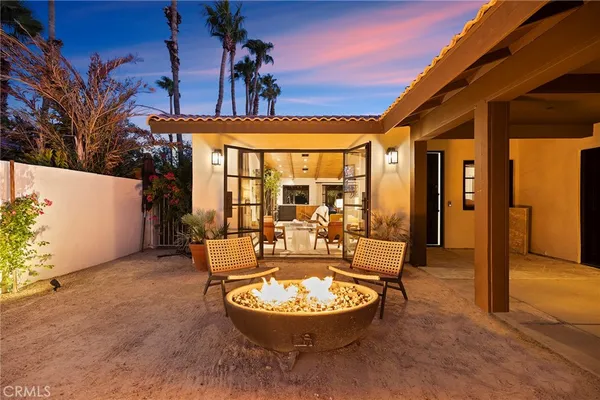 a view of an outdoor space with seating area