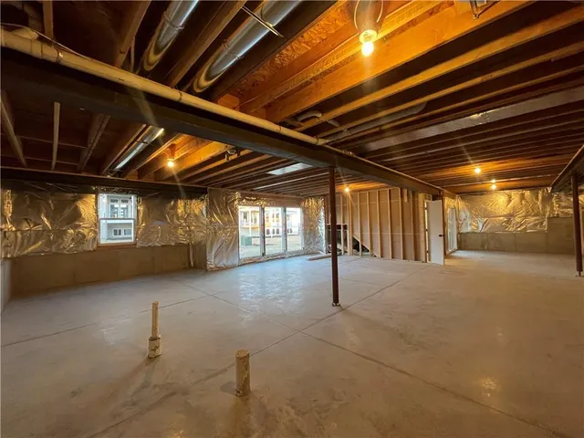 $630,500 | 15372 West 161st Court, Olathe, KS 66062