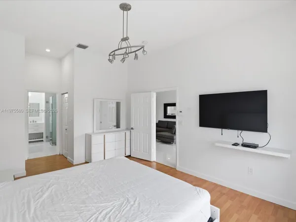 $6,500 | 14205 Northwest 21st Street, Pembroke Pines, FL 33028