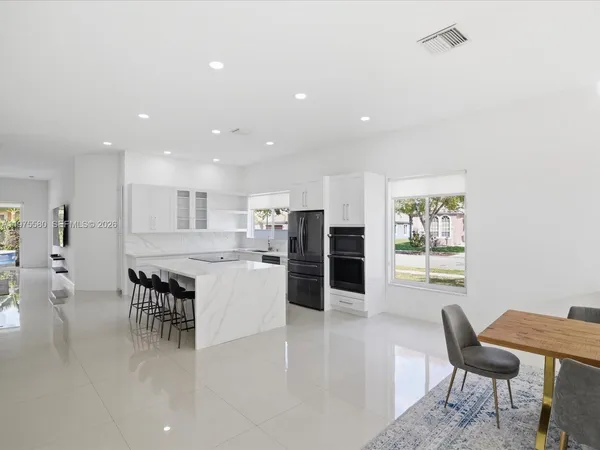 $6,500 | 14205 Northwest 21st Street, Pembroke Pines, FL 33028