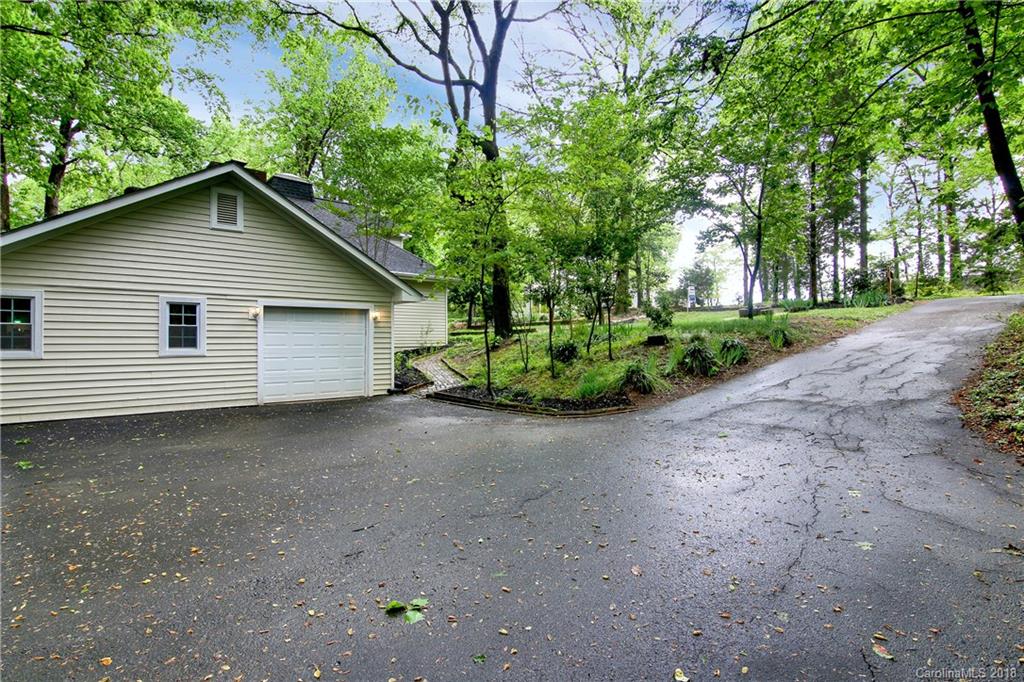 3006 Point Clear Drive Tega Cay, SC 29708 - Photo 31 of 35 Gallery Image 31