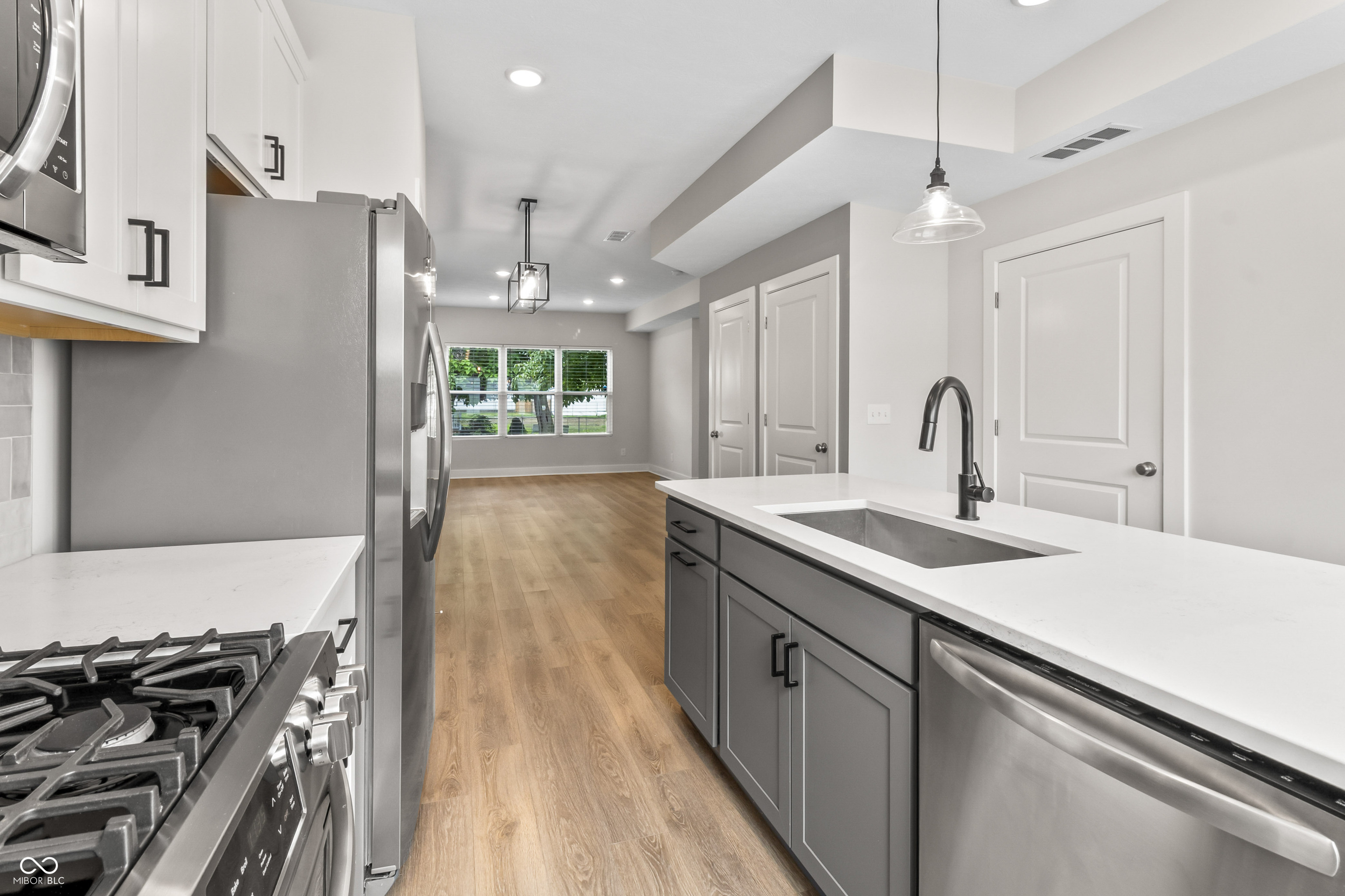 1655 Sheldon Street Indianapolis, IN 46218 - Photo 18 of 58