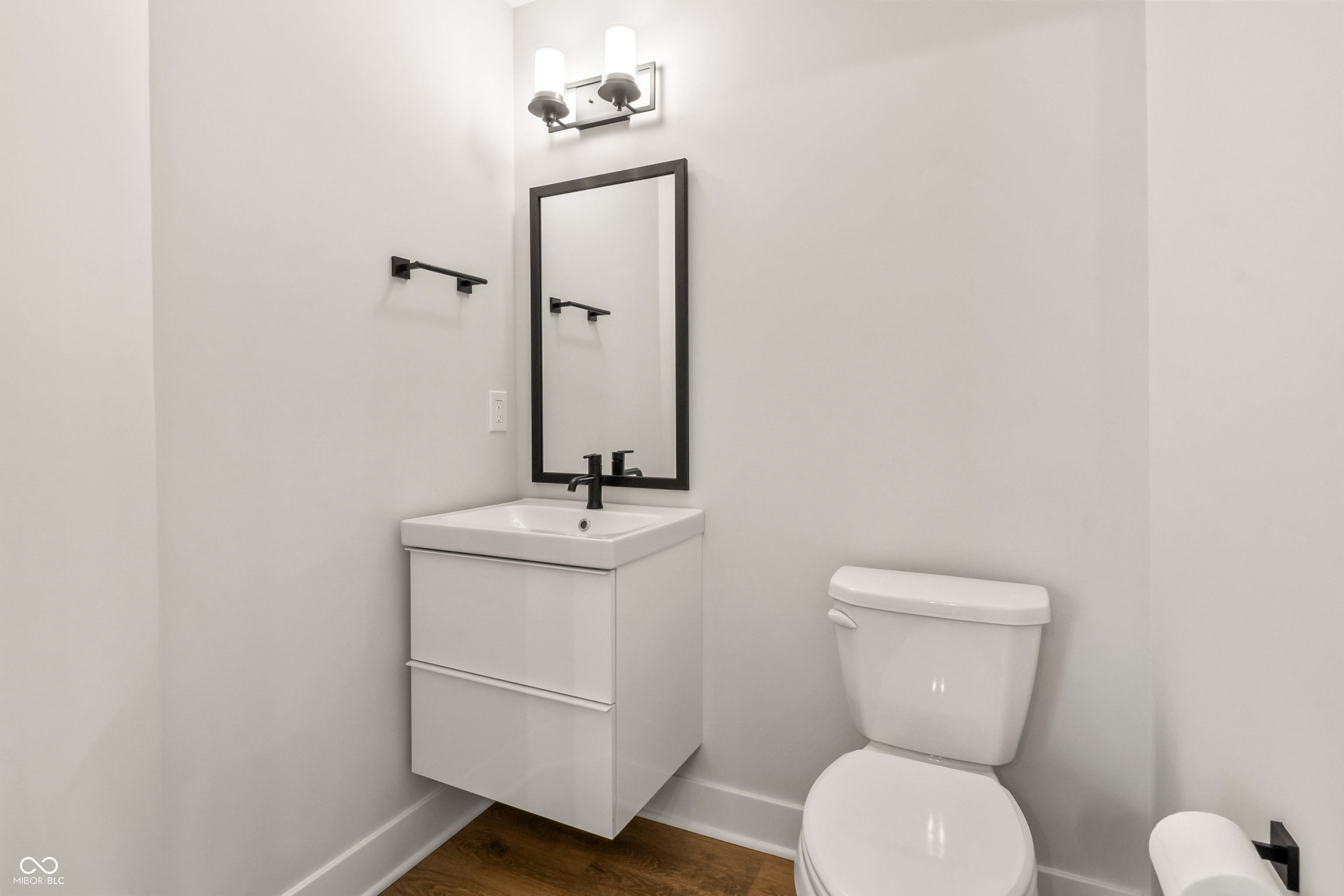 1655 Sheldon Street Indianapolis, IN 46218 - Photo 24 of 58