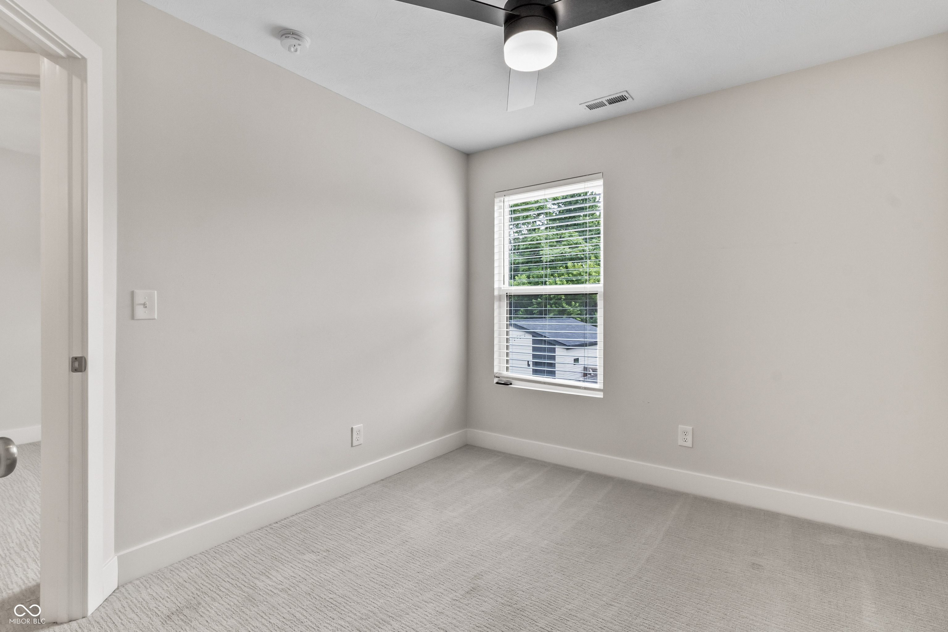 1655 Sheldon Street Indianapolis, IN 46218 - Photo 37 of 58