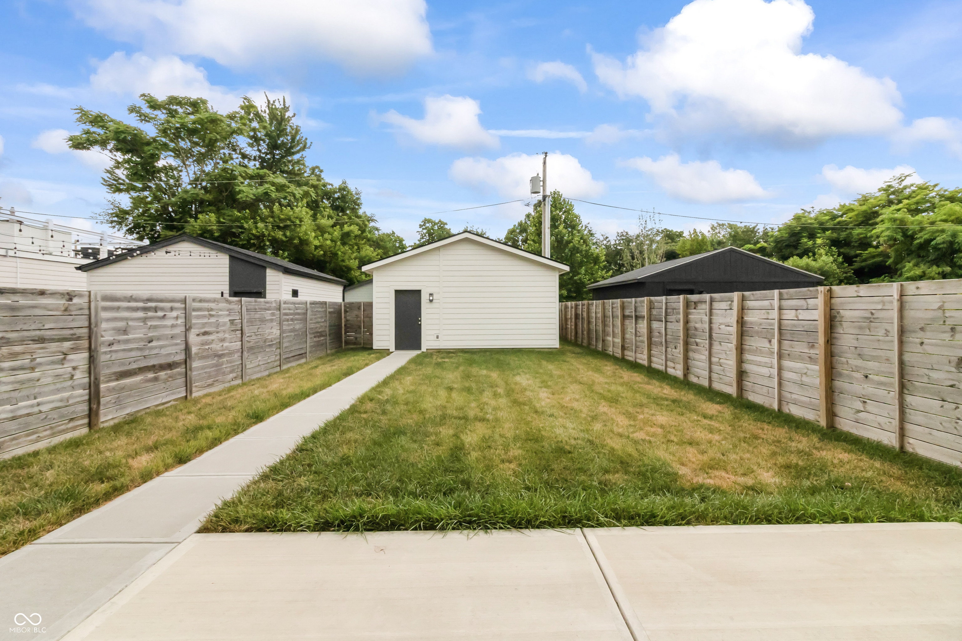 1655 Sheldon Street Indianapolis, IN 46218 - Photo 44 of 58