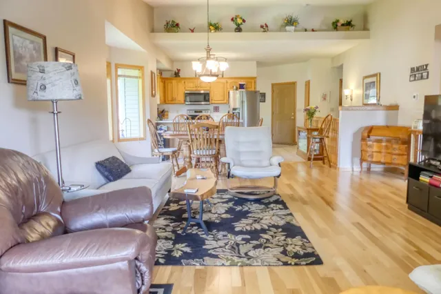 $325,000 | 735 Highview Court, St. Croix Falls, WI 54024