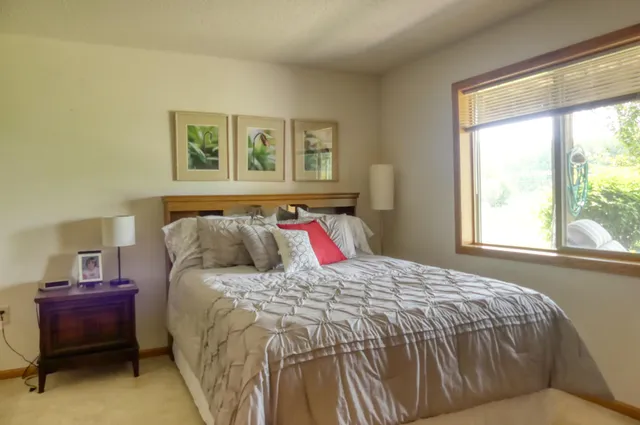 $325,000 | 735 Highview Court, St. Croix Falls, WI 54024