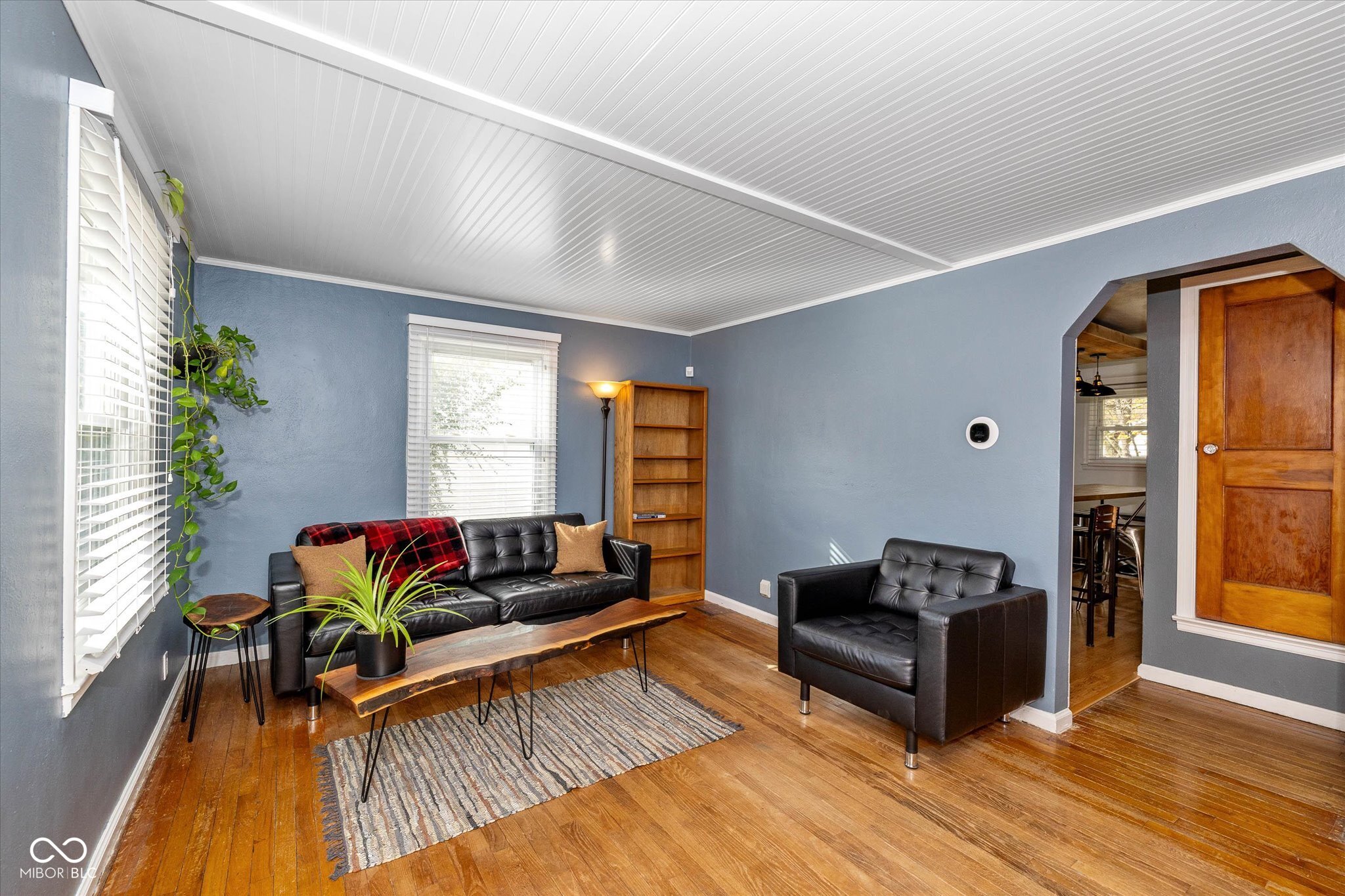 6712 Evanston Avenue Indianapolis, IN 46220 - Photo 2 of 22 Gallery Image 2