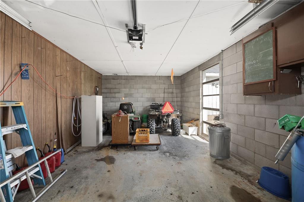 4211 Cunningham Road Southeast St. Joseph, MO 64507 - Photo 45 of 59