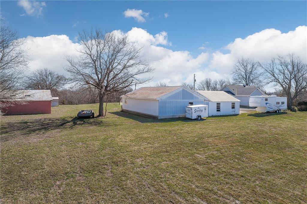 4211 Cunningham Road Southeast St. Joseph, MO 64507 - Photo 53 of 59