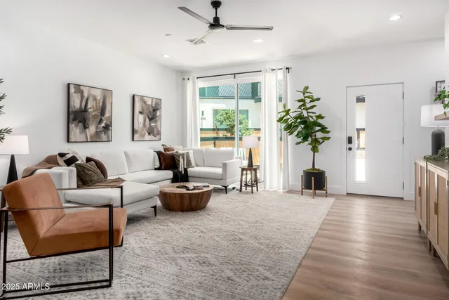 $2,500 | 3426 East University Drive, Unit 103, Mesa, AZ 85213